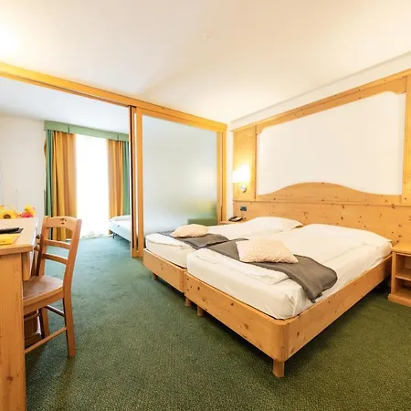 Alpine Mugon Hotel Vason